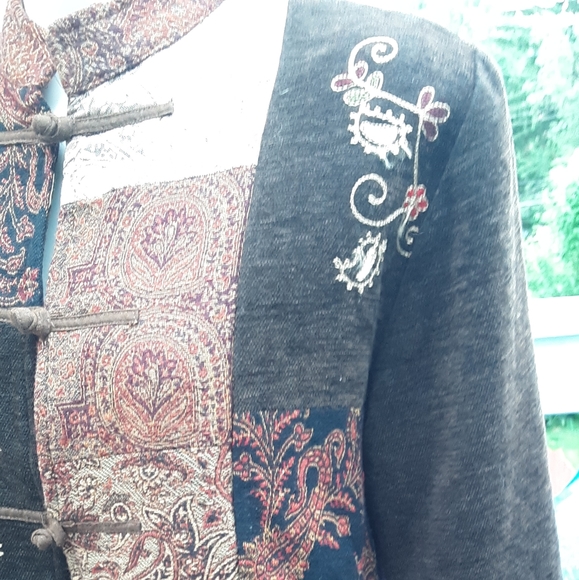 Jacket - Picture 5 of 6